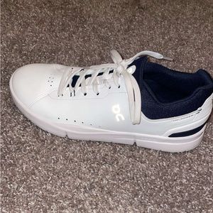 On Men’s THE RODGER Advantage Shoes